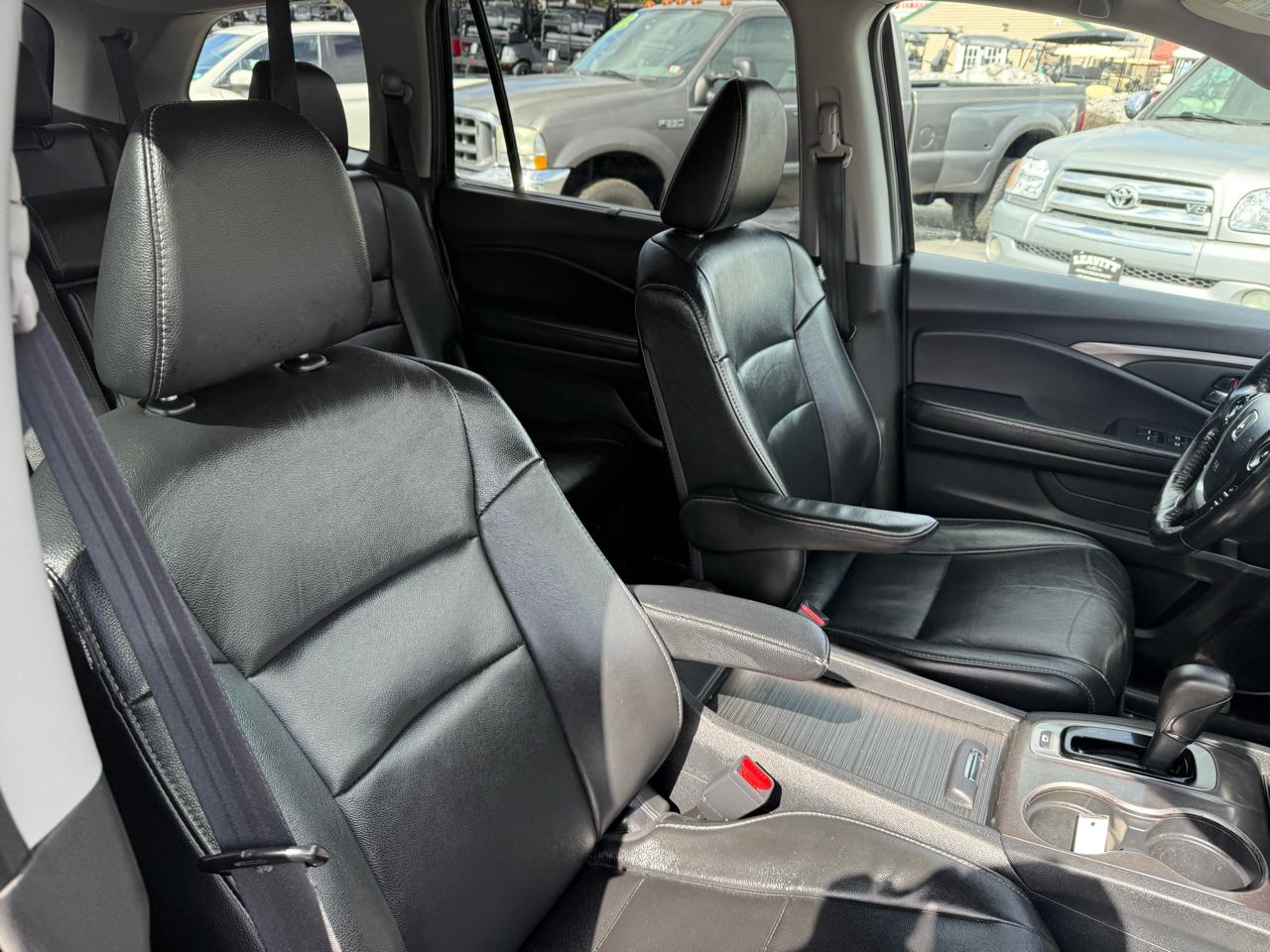 Honda Pilot AWD 4dr EX-L w/RES 2016