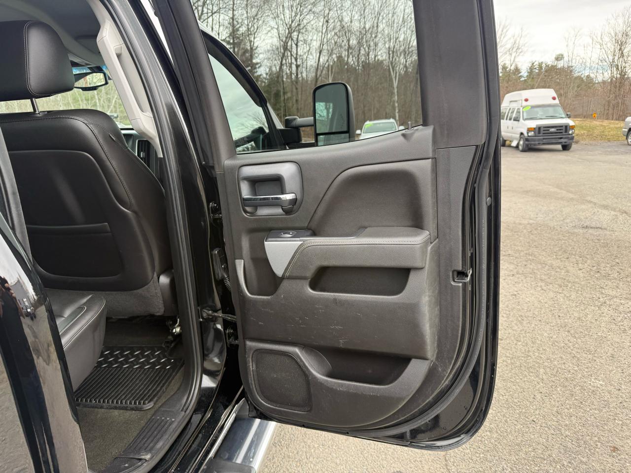 Chevrolet Silverado 2500HD  2015