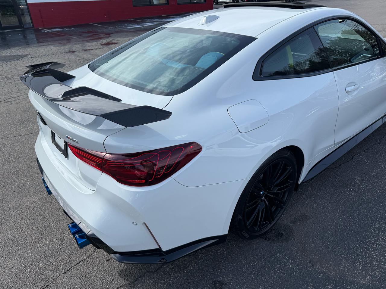 BMW M4  2025