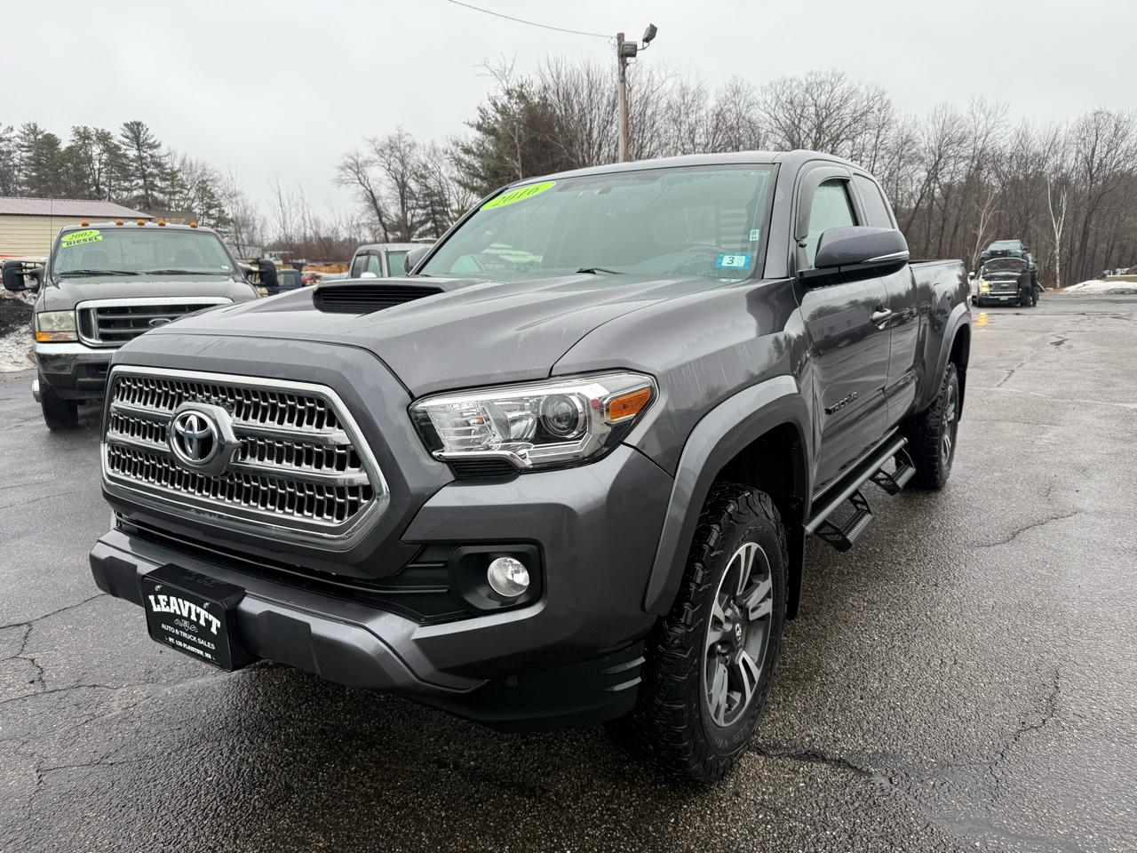 Toyota Tacoma 4WD Access Cab V6 AT TRD Off Road (Natl) 2016
