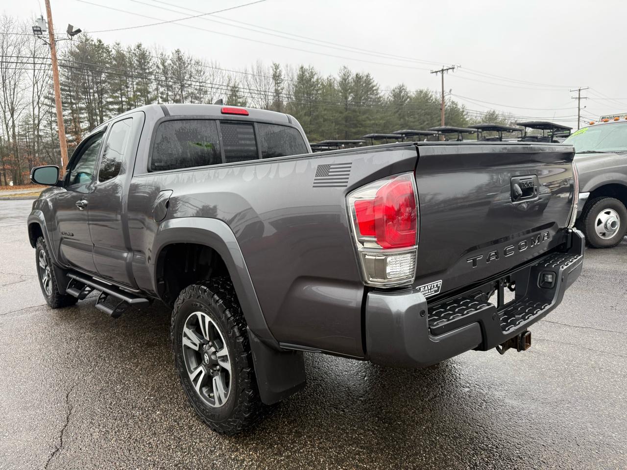 Toyota Tacoma 4WD Access Cab V6 AT TRD Off Road (Natl) 2016