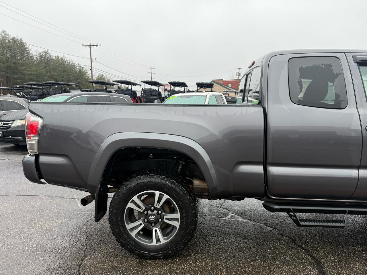 Toyota Tacoma 4WD Access Cab V6 AT TRD Off Road (Natl) 2016