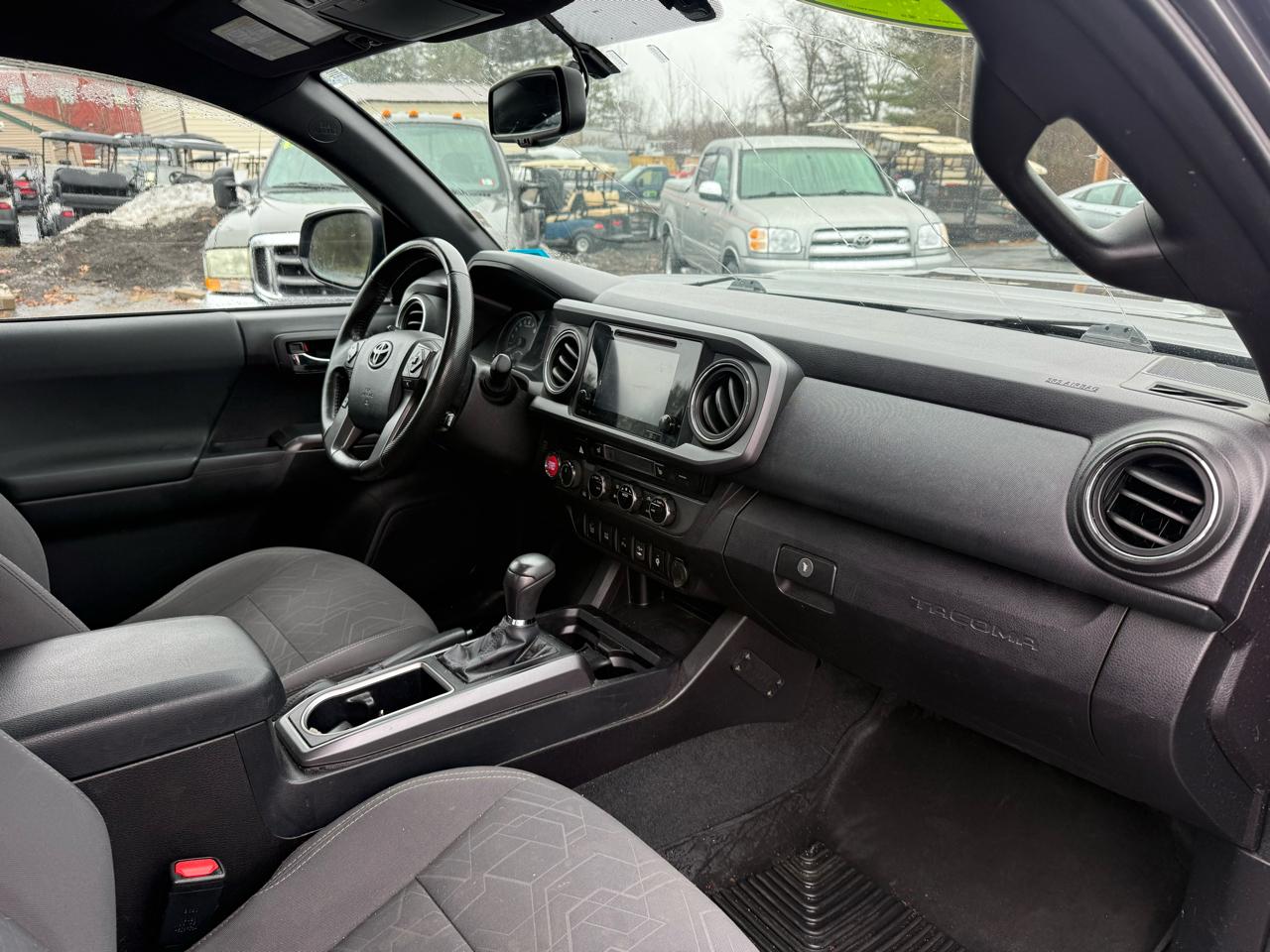 Toyota Tacoma 4WD Access Cab V6 AT TRD Off Road (Natl) 2016