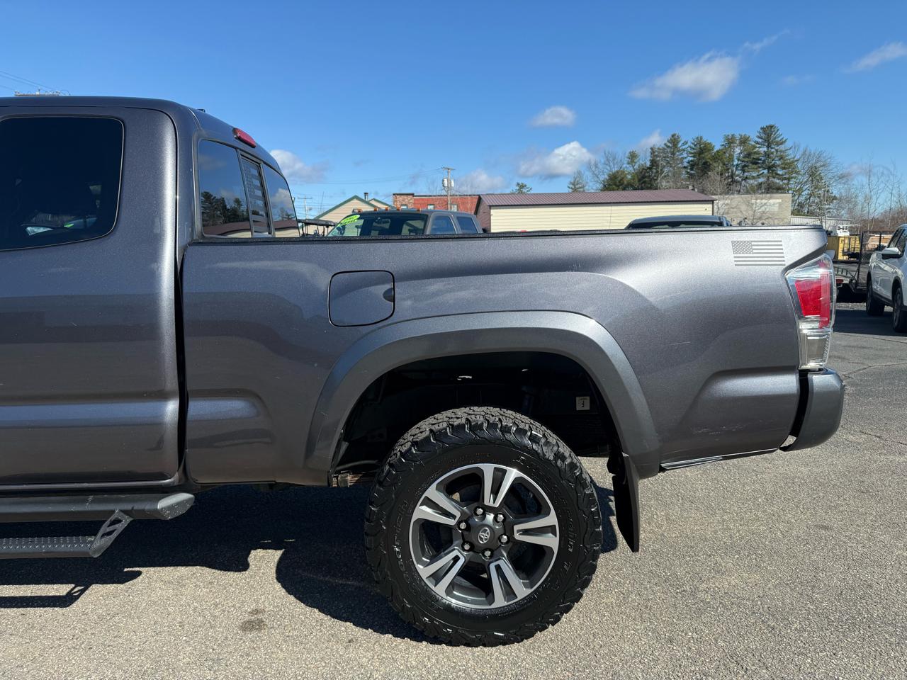 Toyota Tacoma 4WD Access Cab V6 AT TRD Off Road (Natl) 2016