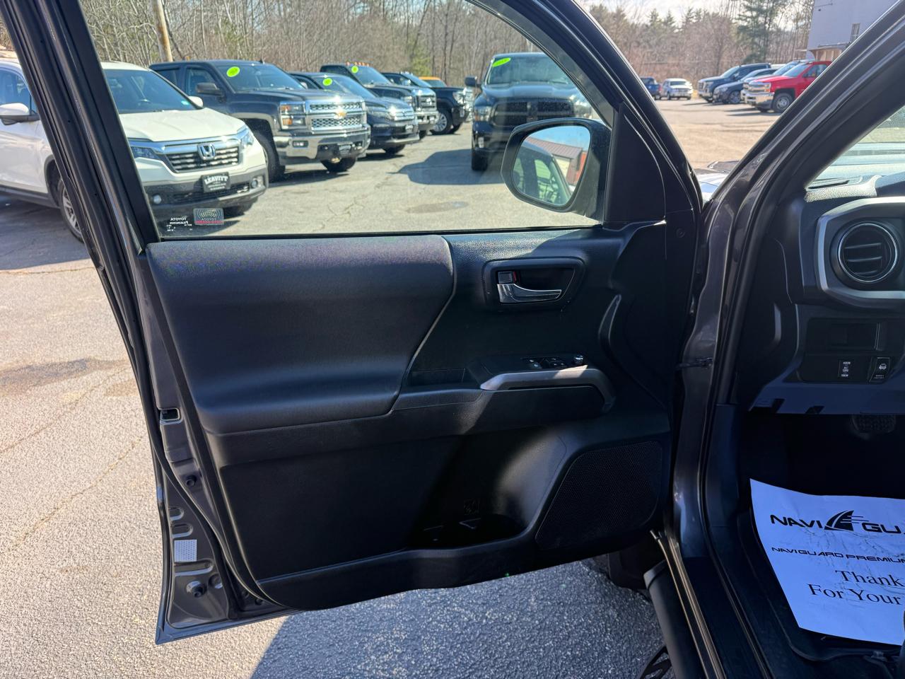 Toyota Tacoma 4WD Access Cab V6 AT TRD Off Road (Natl) 2016