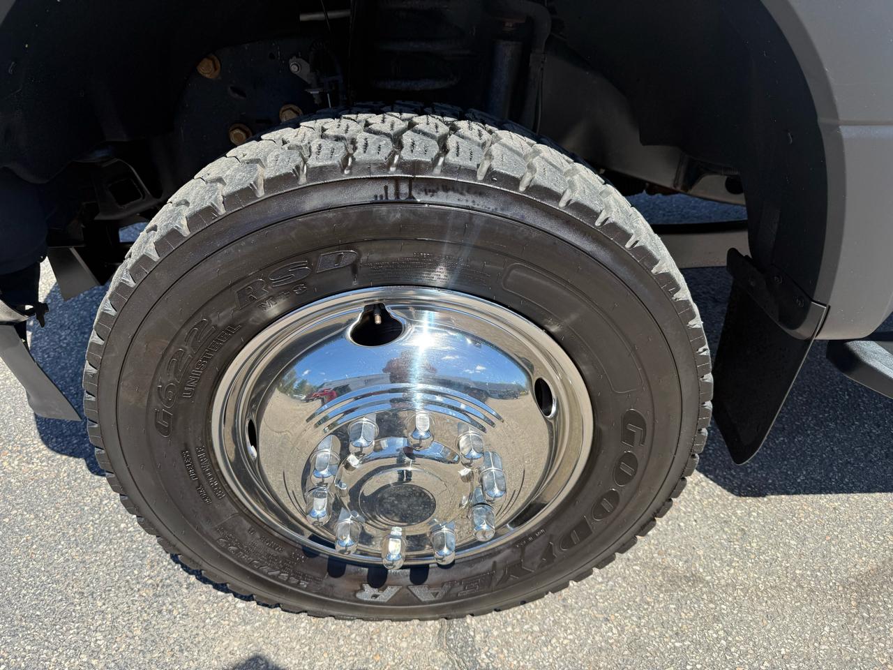 Ford Super Duty F-550 DRW  2021