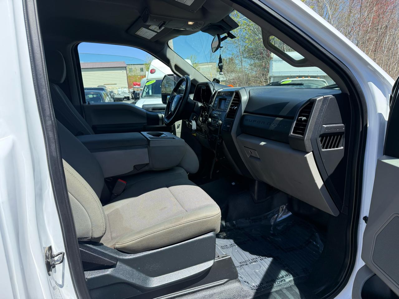 Ford Super Duty F-550 DRW  2021