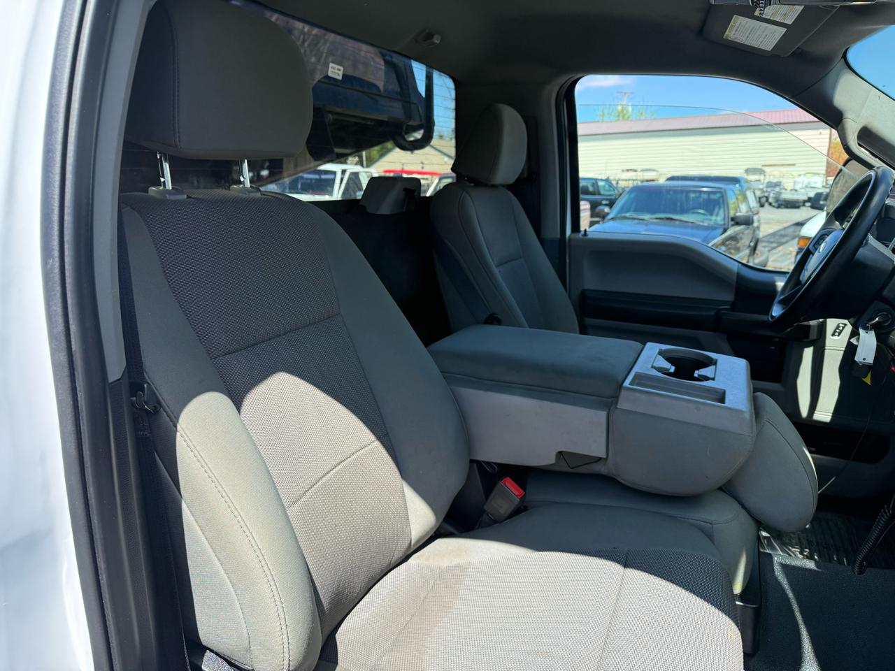 Ford Super Duty F-550 DRW  2021