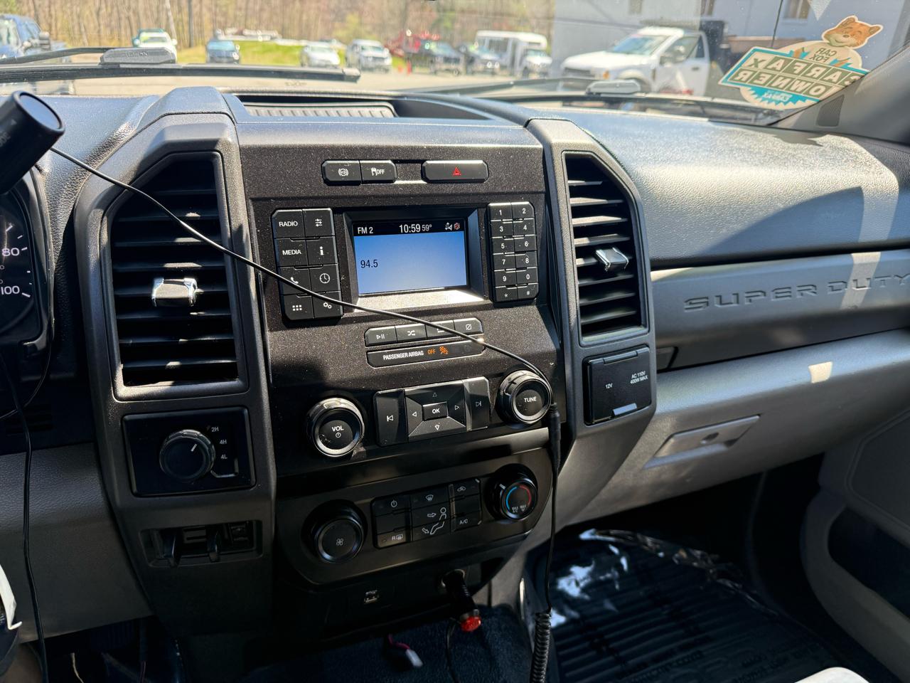 Ford Super Duty F-550 DRW  2021
