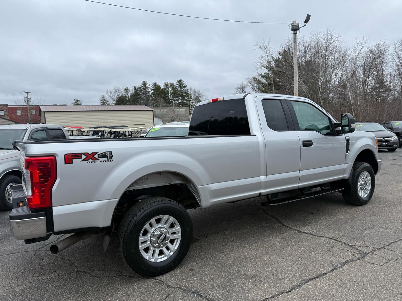 Ford Super Duty F-250 SRW  2017