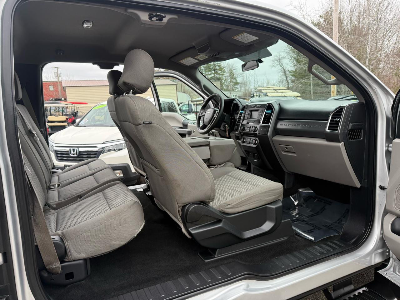 Ford Super Duty F-250 SRW  2017