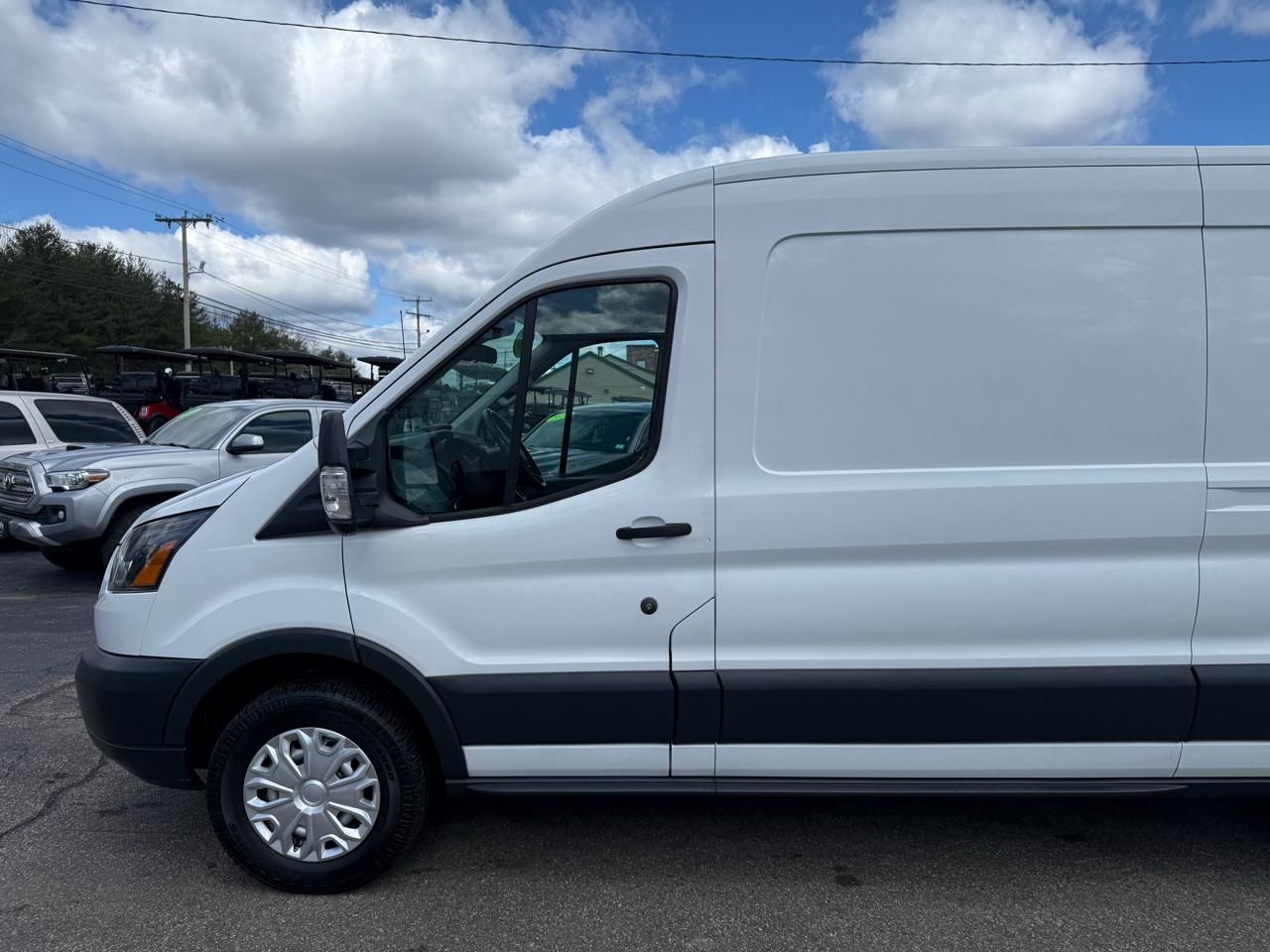 Ford Transit Cargo Van T-150 148" Med Rf 8600 GVWR Sliding RH Dr 2015