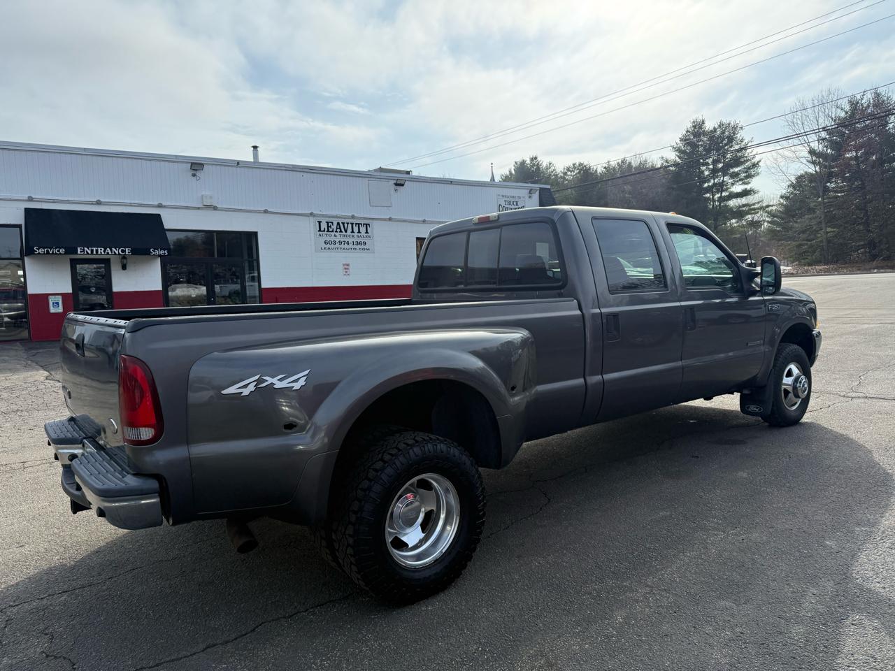 Ford Super Duty F-350 DRW  2002