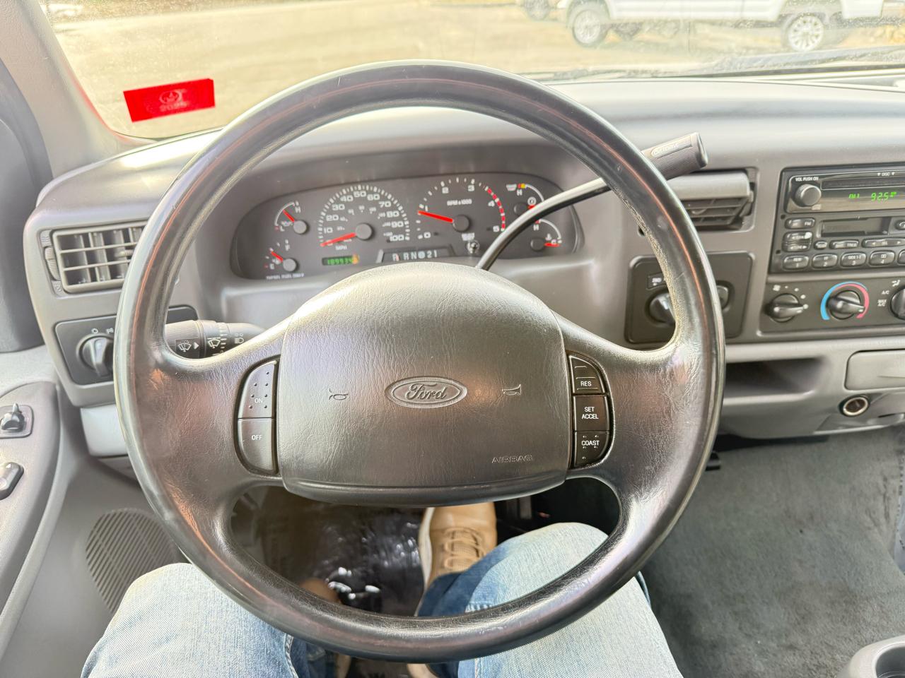 Ford Super Duty F-350 DRW  2002