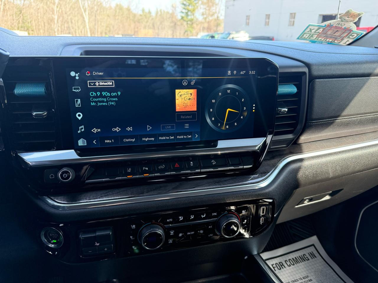 Chevrolet Silverado 2500HD  2025