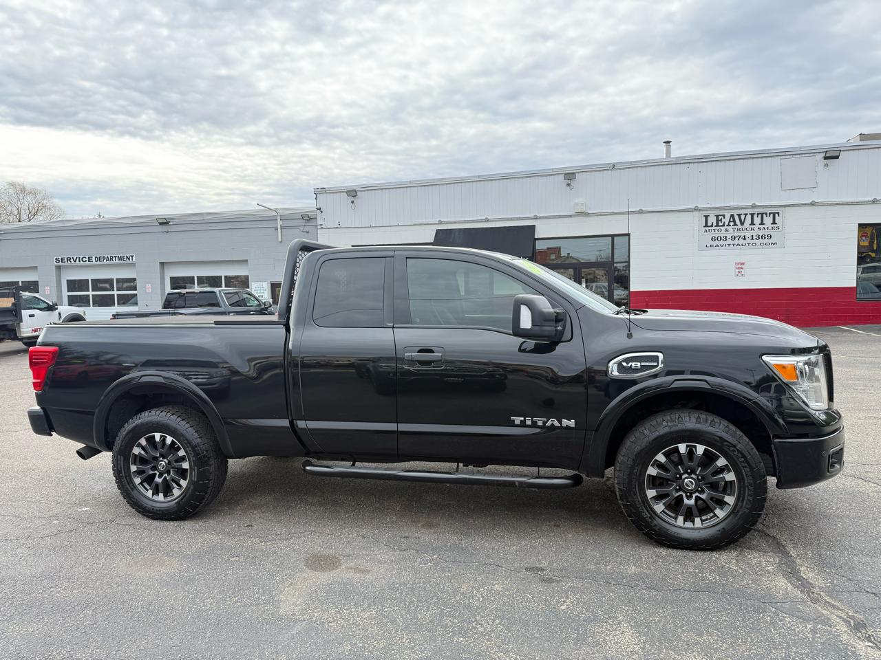 Nissan Titan  2017
