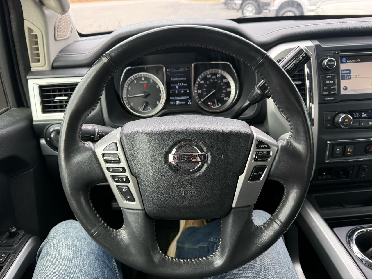 Nissan Titan  2017