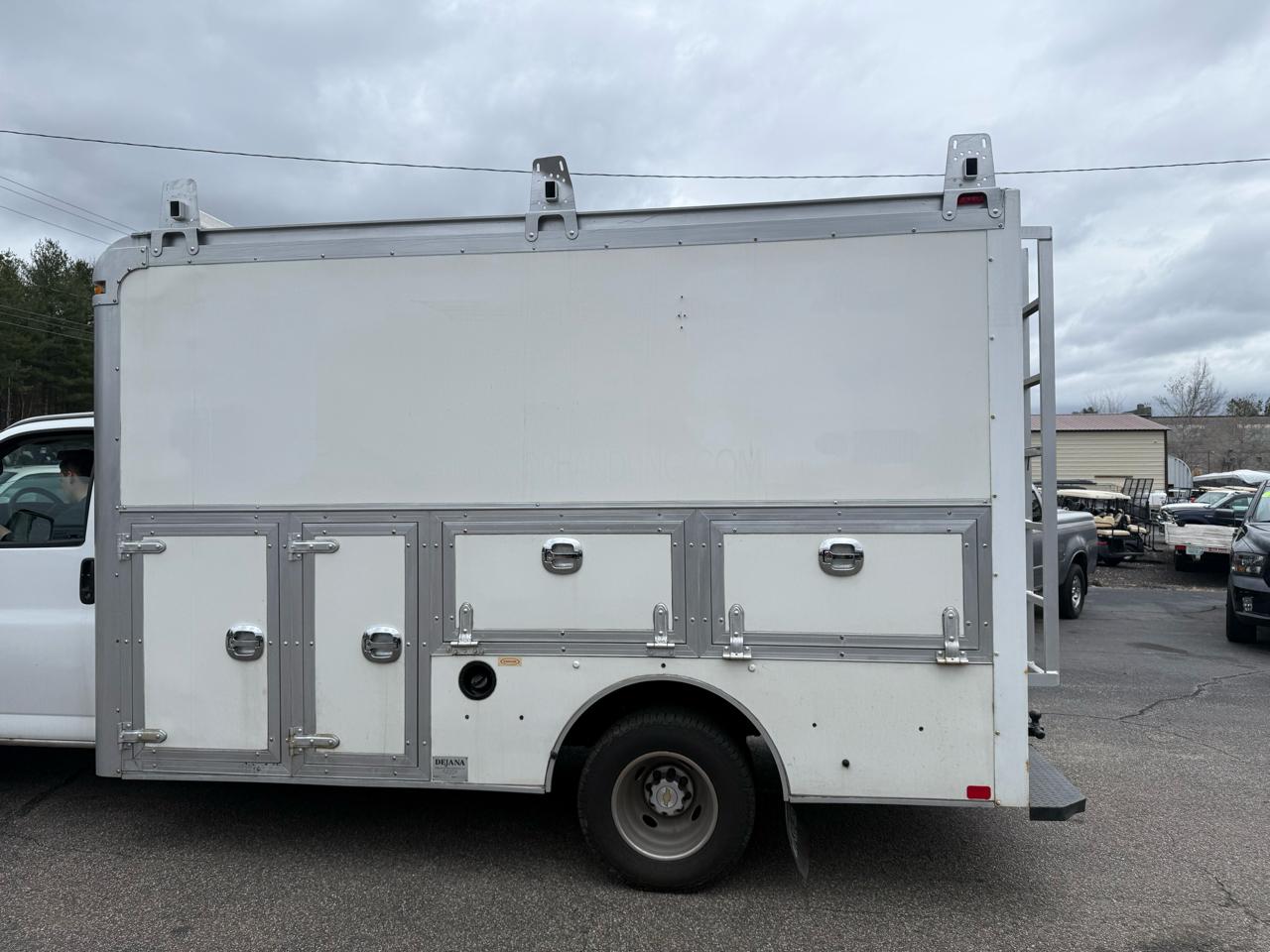 Chevrolet Express Commercial Cutaway  2016