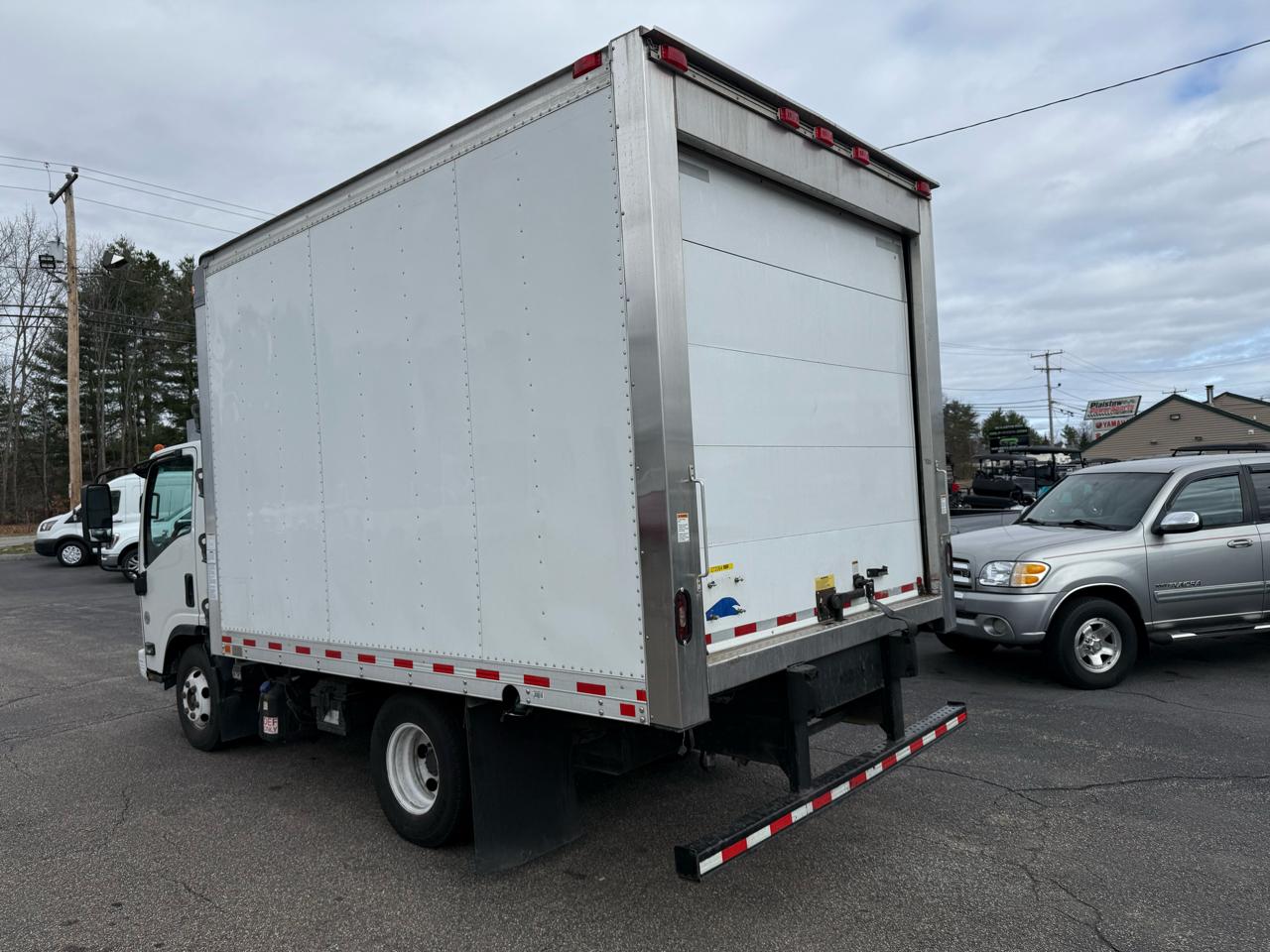 Isuzu NPR DSL REG  2020