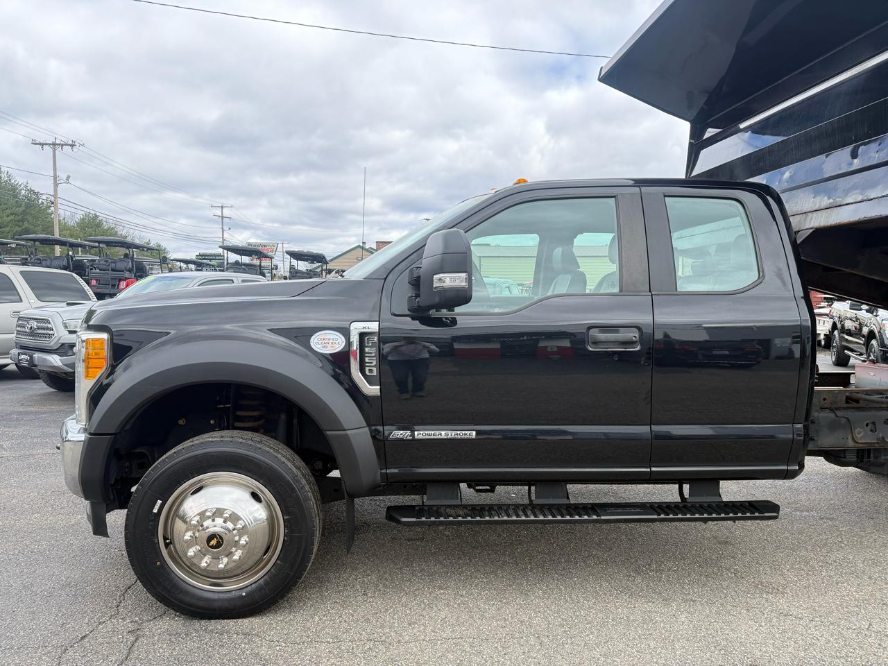 Ford Super Duty F-550 DRW  2017