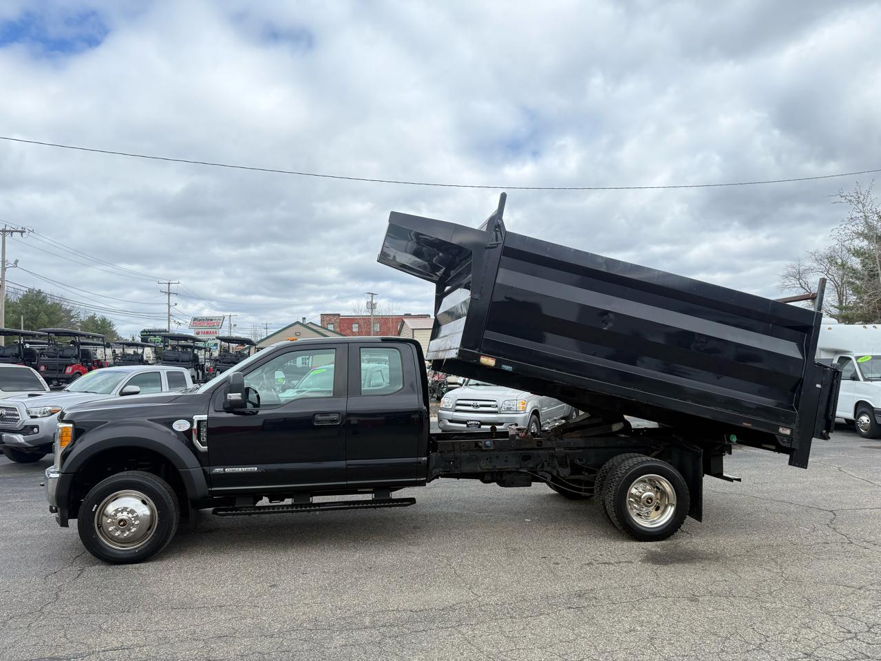 Ford Super Duty F-550 DRW  2017