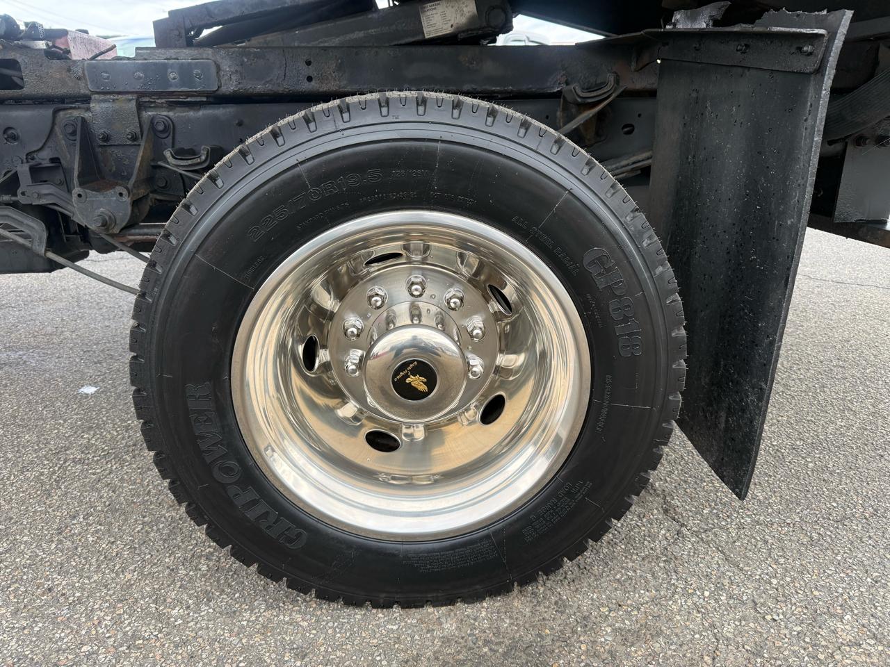 Ford Super Duty F-550 DRW  2017