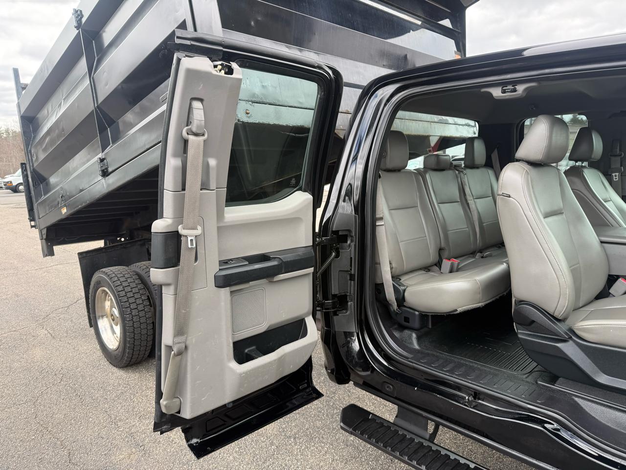 Ford Super Duty F-550 DRW  2017