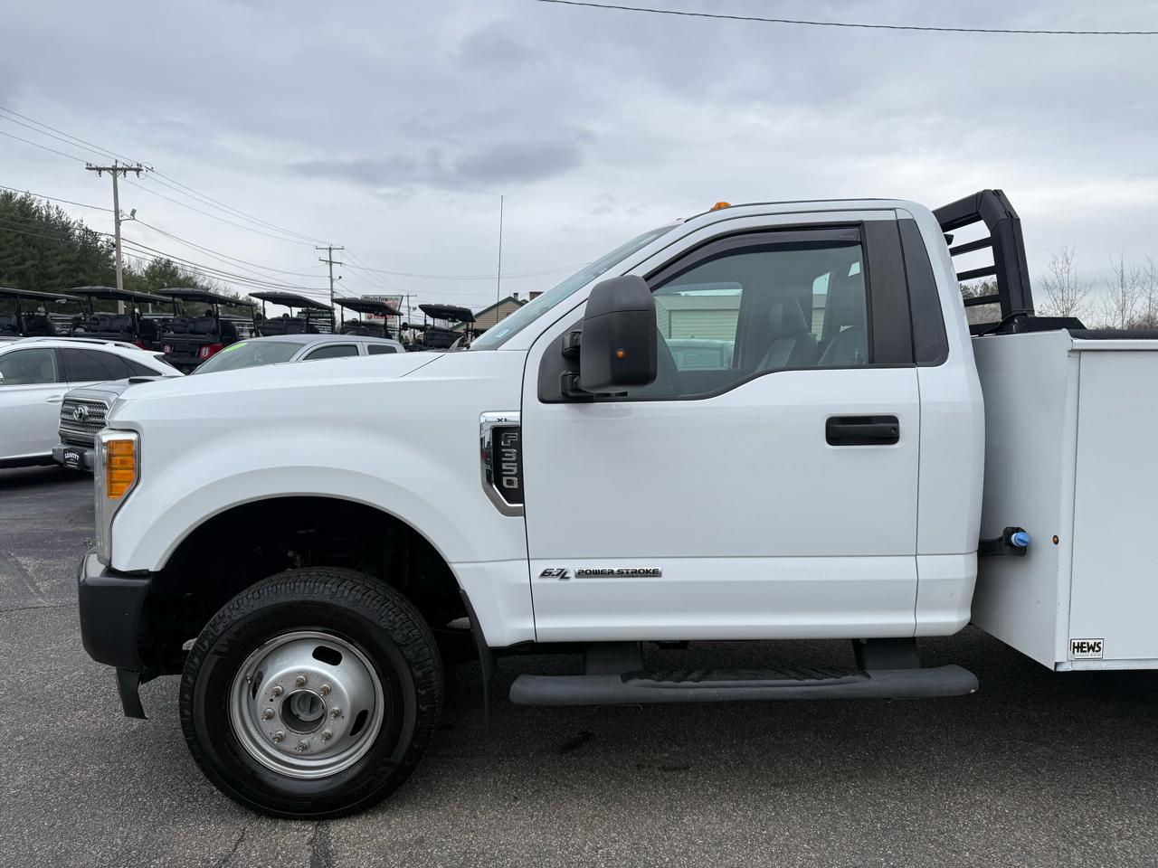 Ford Super Duty F-350 DRW  2017