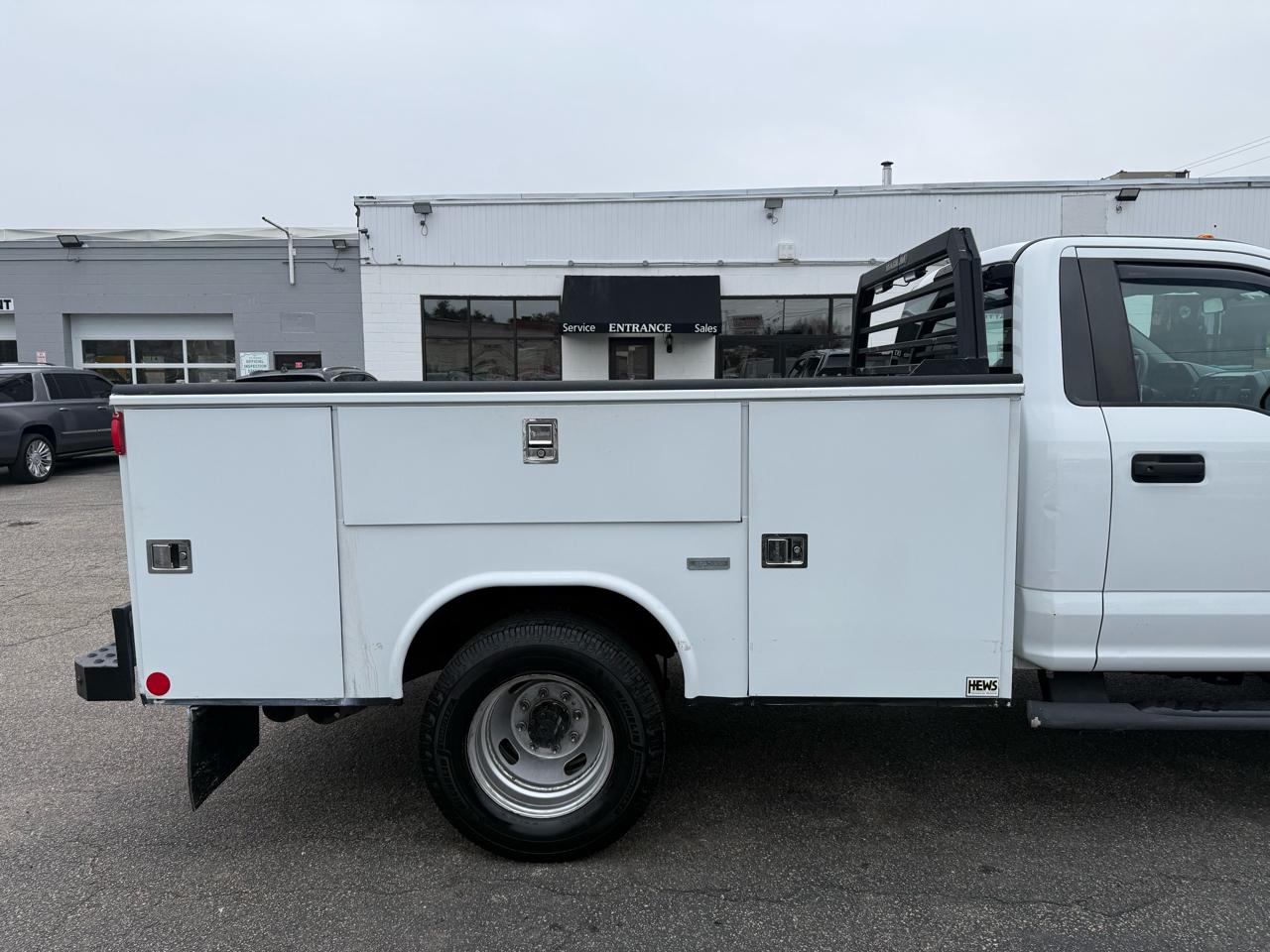 Ford Super Duty F-350 DRW  2017