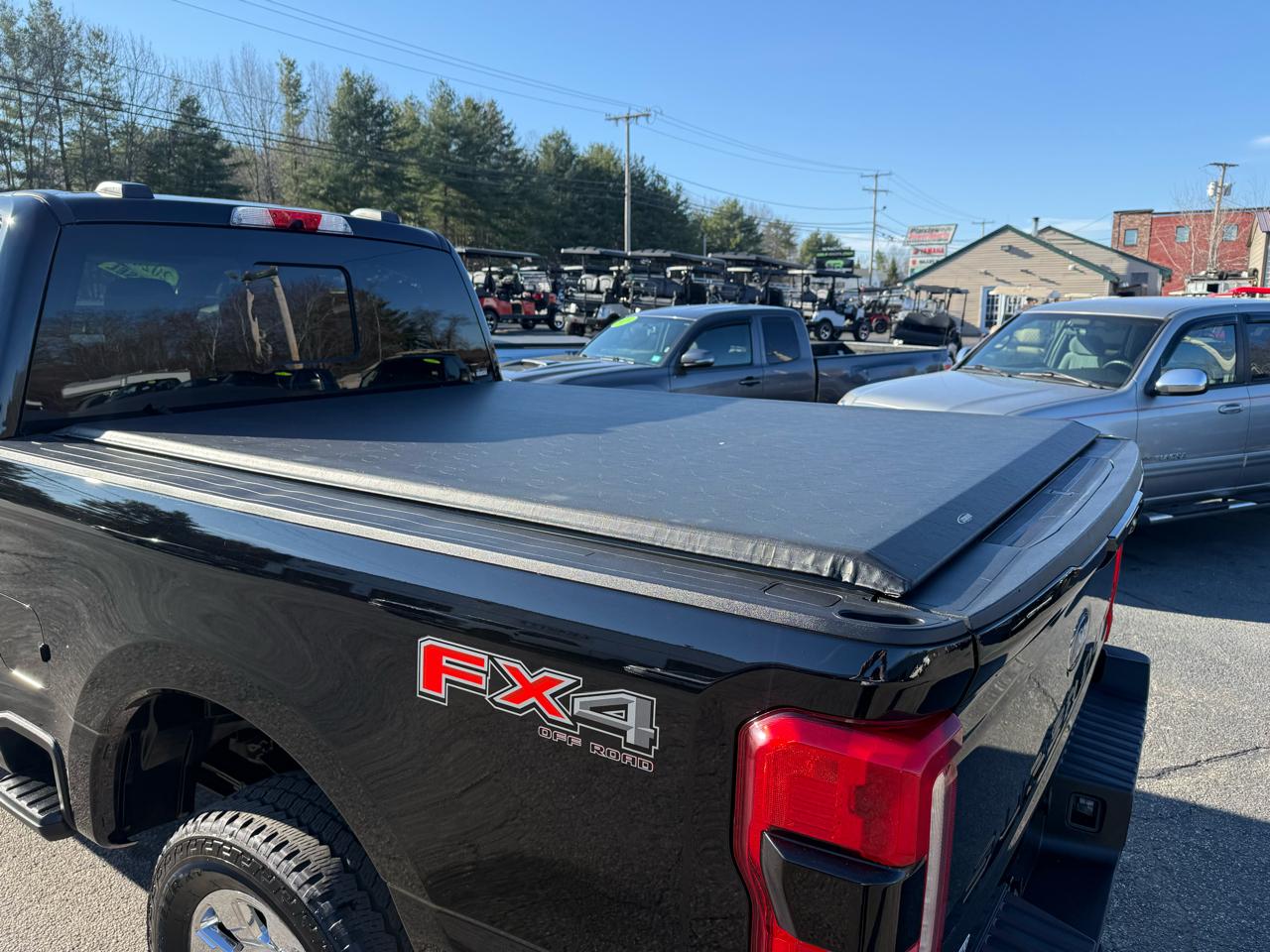 Ford Super Duty F-350 SRW  2024