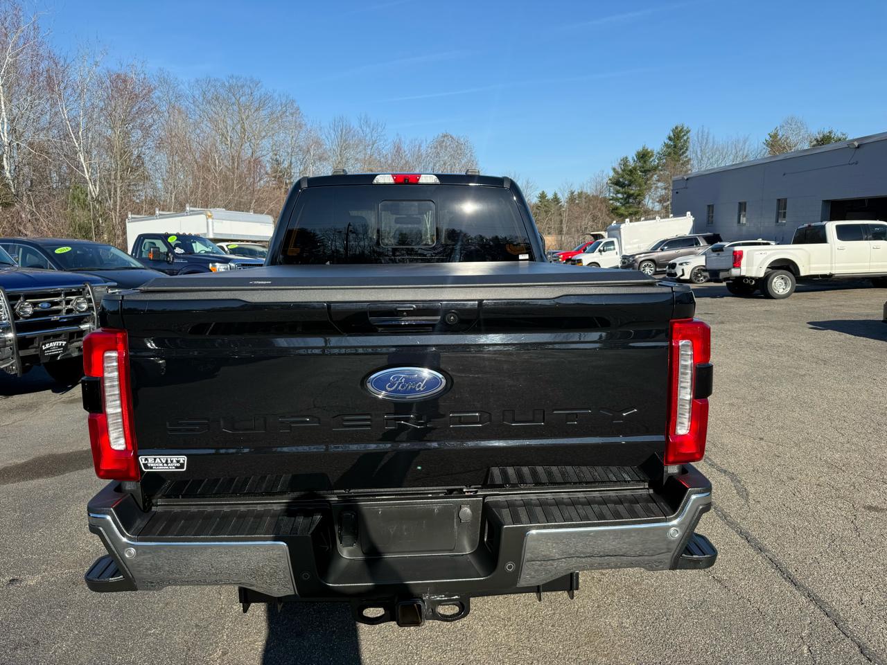 Ford Super Duty F-350 SRW  2024