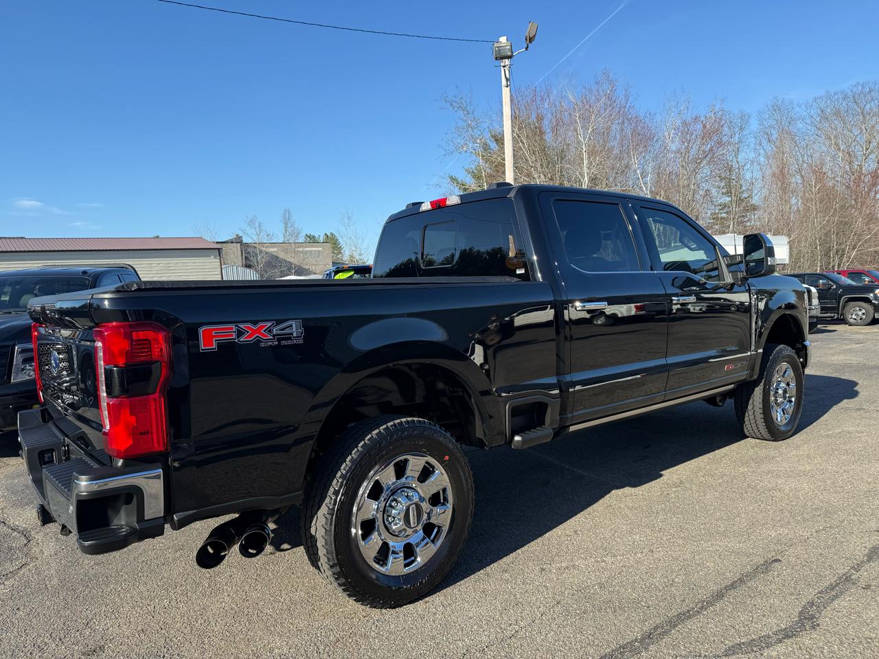 Ford Super Duty F-350 SRW  2024