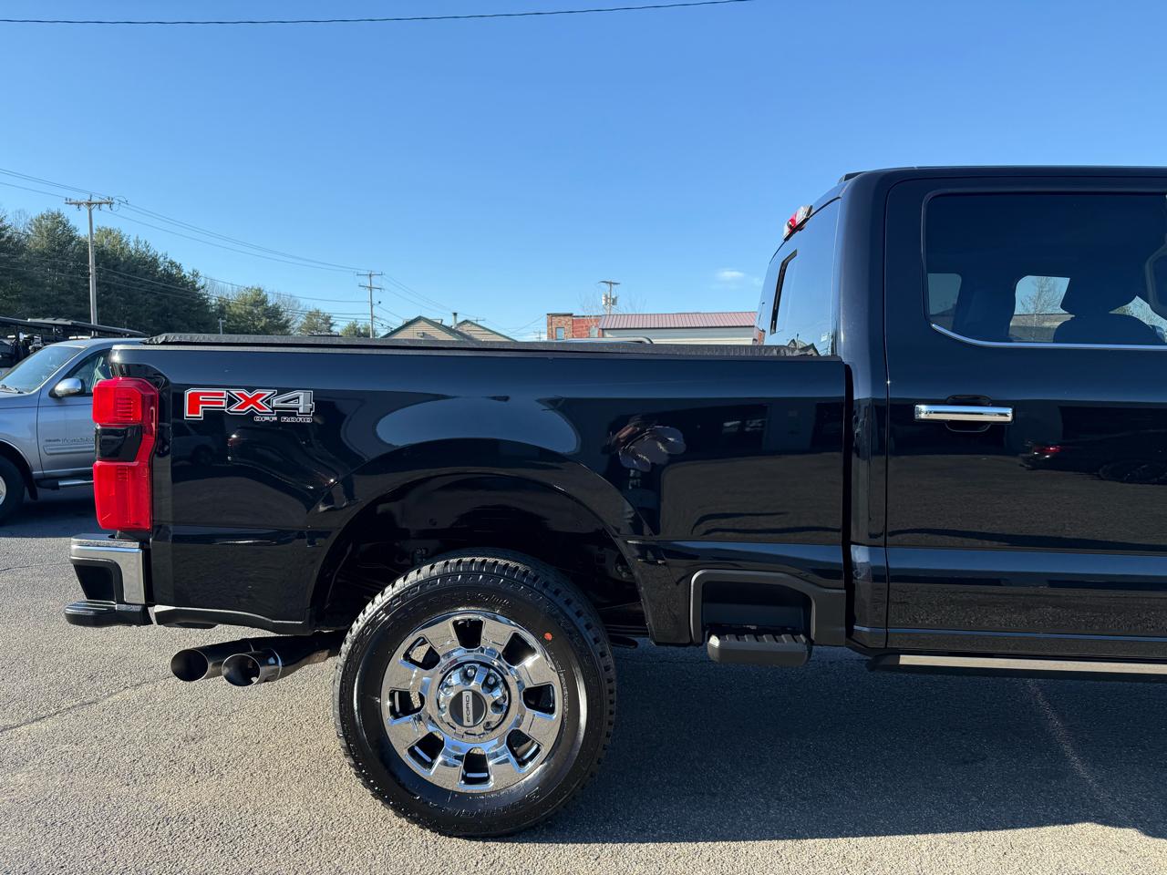 Ford Super Duty F-350 SRW  2024