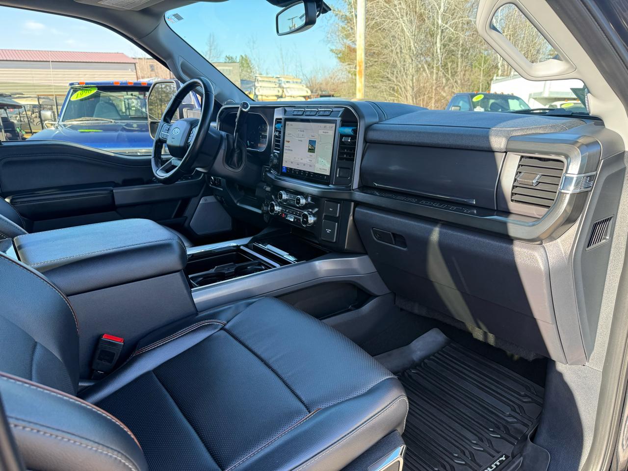 Ford Super Duty F-350 SRW  2024