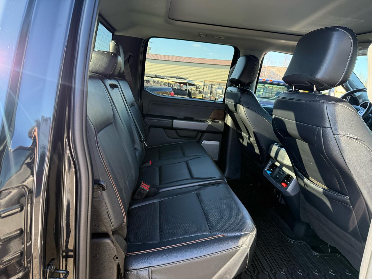 Ford Super Duty F-350 SRW  2024