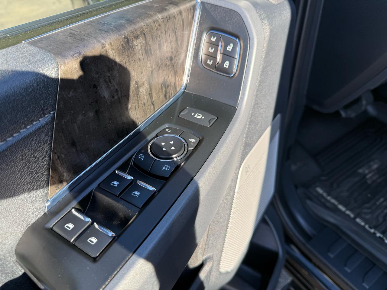 Ford Super Duty F-350 SRW  2024