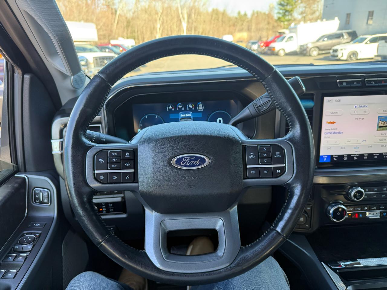 Ford Super Duty F-350 SRW  2024