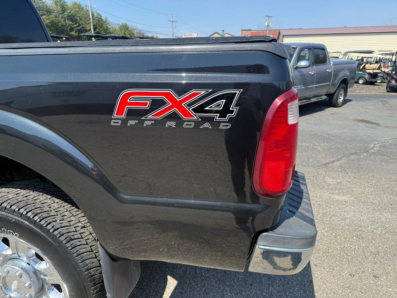 Ford Super Duty F-350 SRW  2013