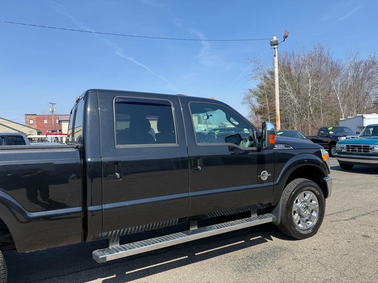 Ford Super Duty F-350 SRW  2013