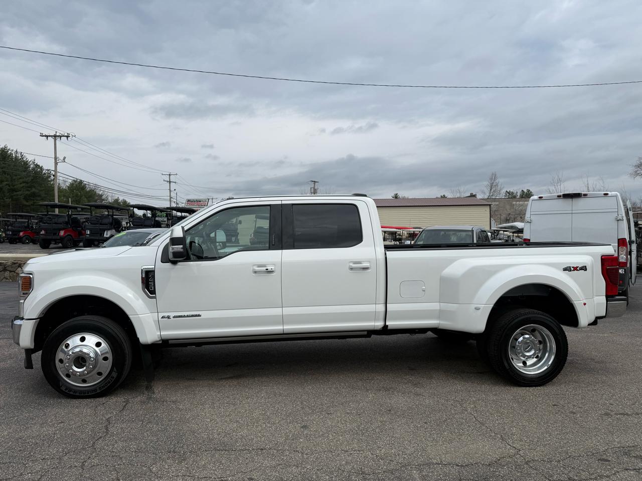 Ford Super Duty F-450 DRW  2022