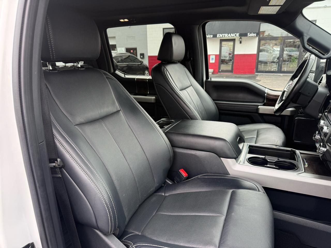 Ford Super Duty F-450 DRW  2022