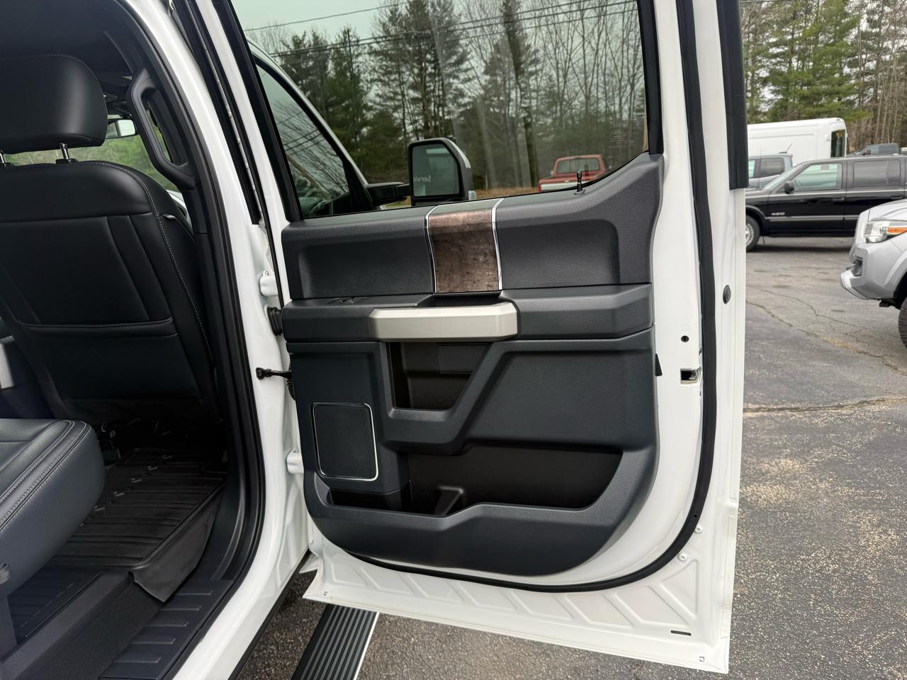 Ford Super Duty F-450 DRW  2022