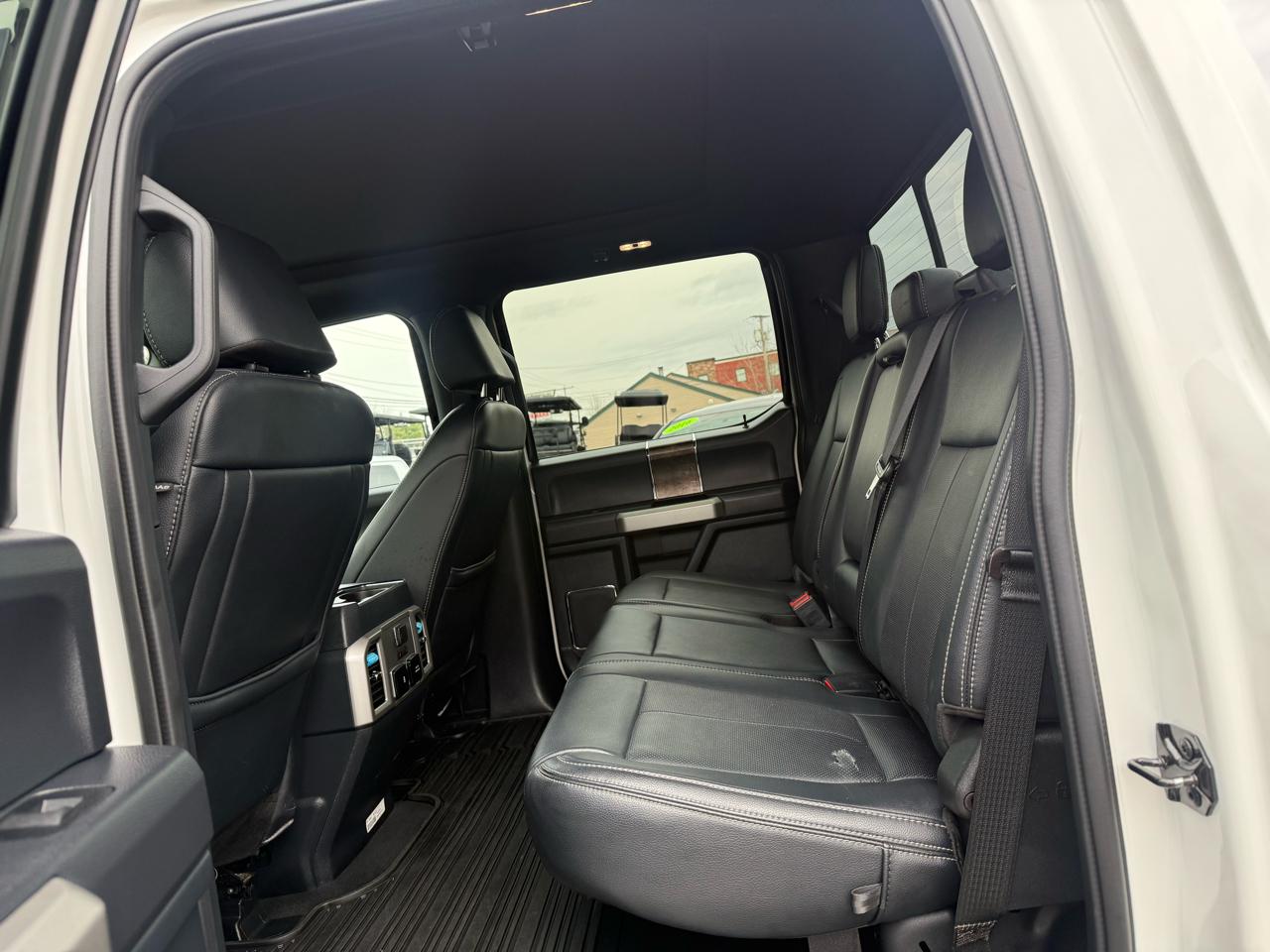 Ford Super Duty F-450 DRW  2022