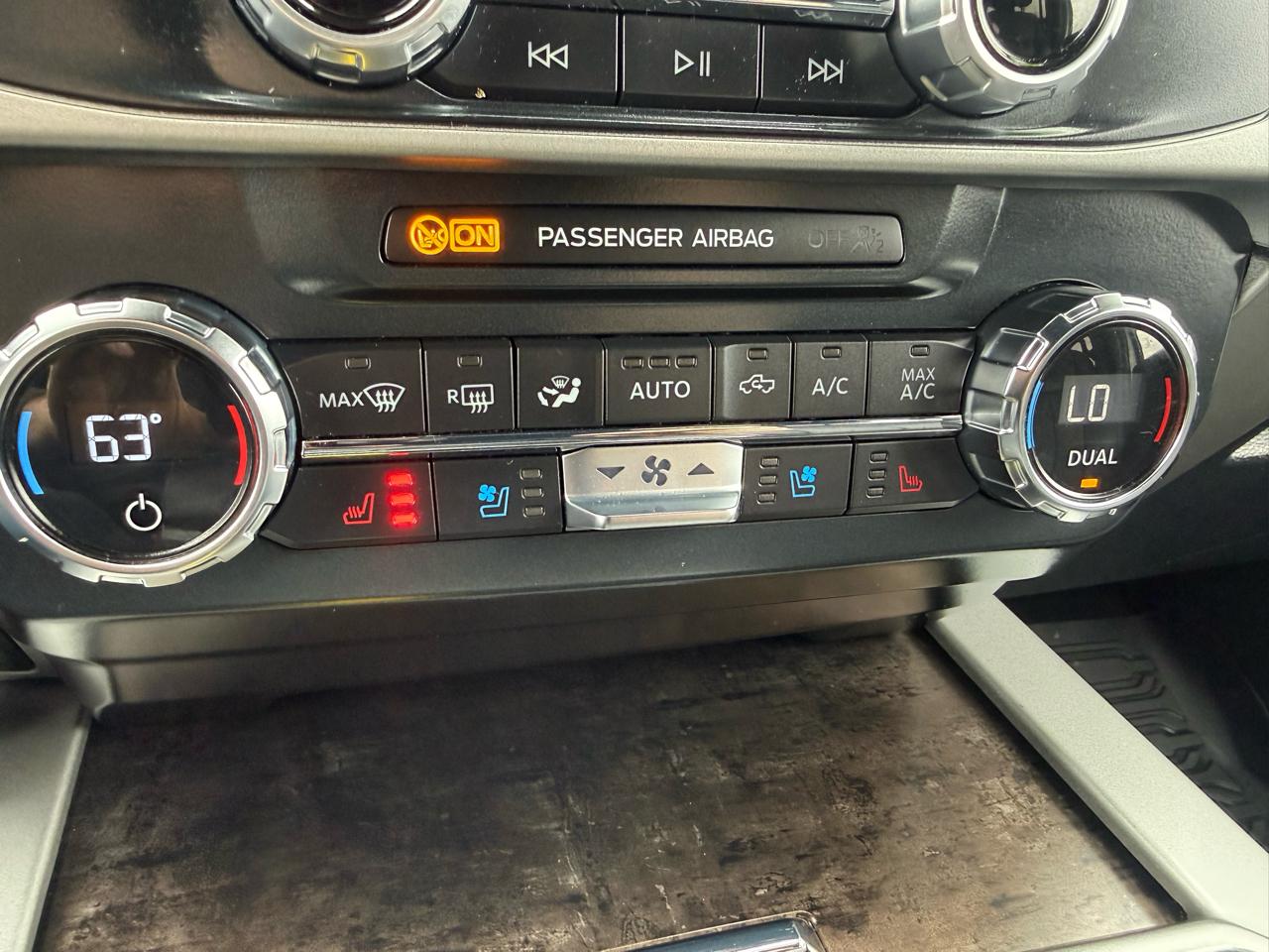 Ford Super Duty F-450 DRW  2022