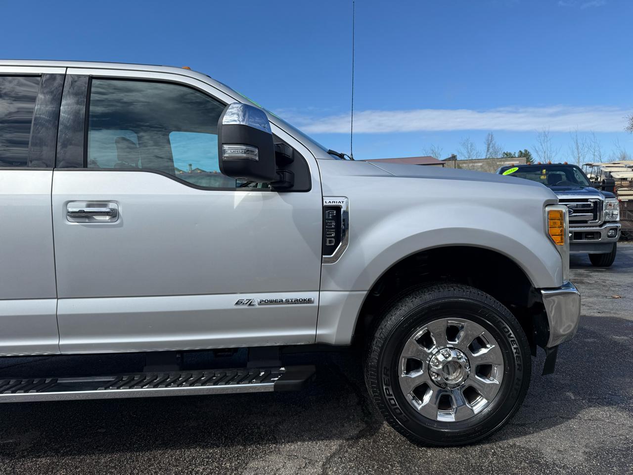 Ford Super Duty F-350 SRW  2017