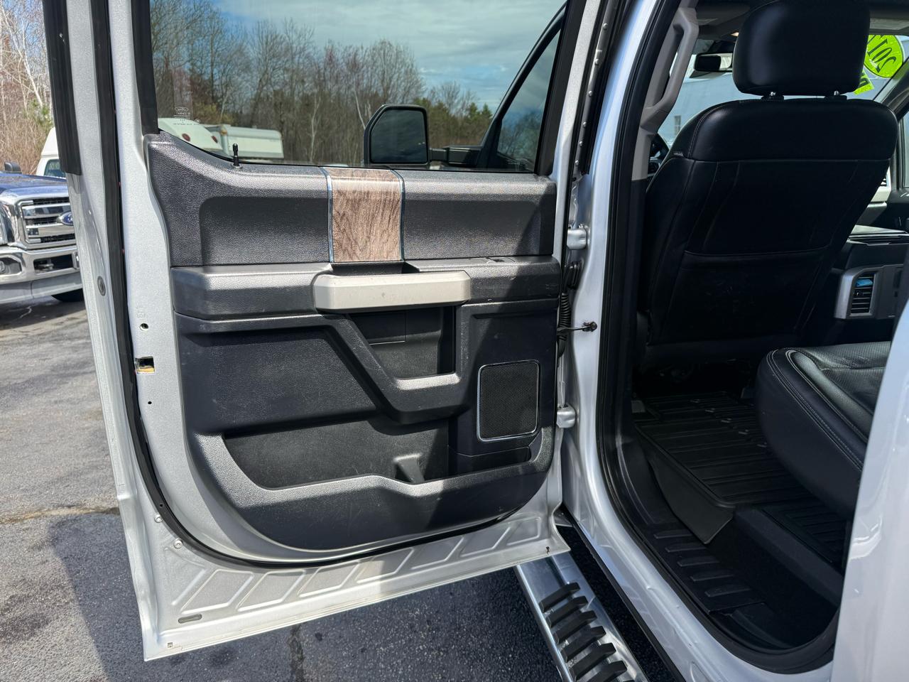 Ford Super Duty F-350 SRW  2017