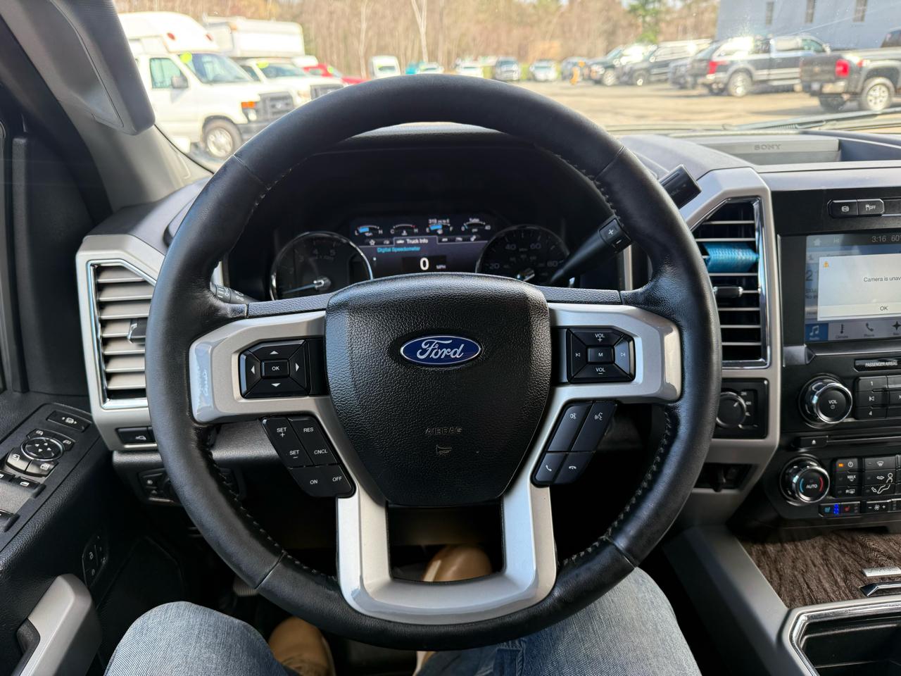 Ford Super Duty F-350 SRW  2017