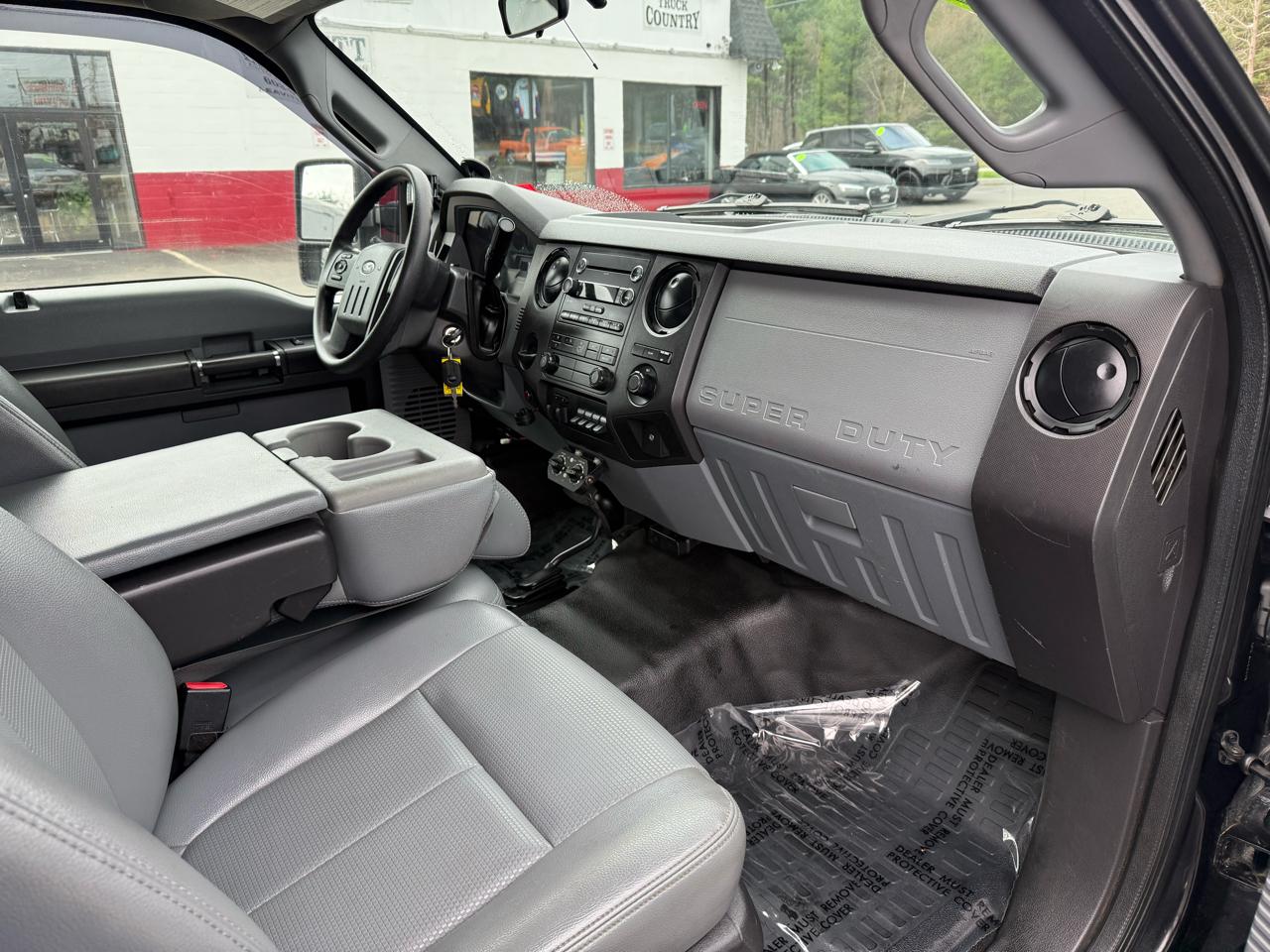 Ford Super Duty F-350 DRW  2013