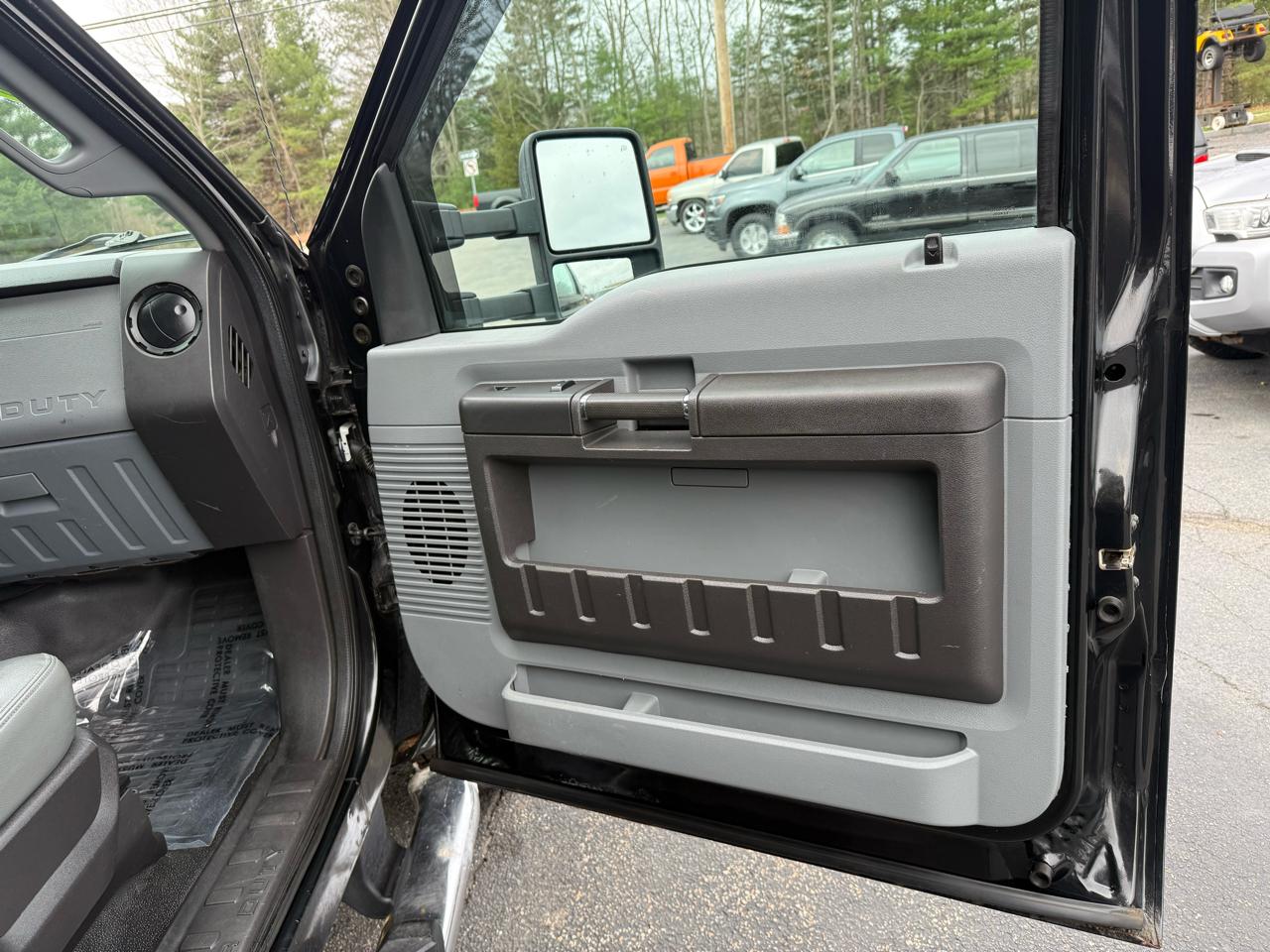 Ford Super Duty F-350 DRW  2013