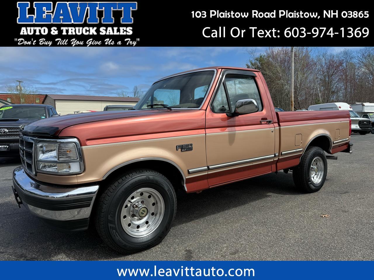 1995 Ford F-150 2WD Reg Cab 122.5" XL